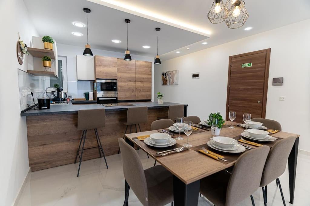 Appartement Luxury 3br In Marsascala With Balcony & Private Yard Marsaskala